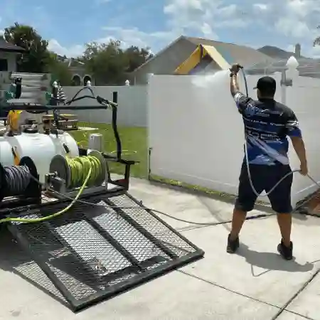 Vinyl-Fence-Cleaning-450-x-450 Manso Fence Cleaning
