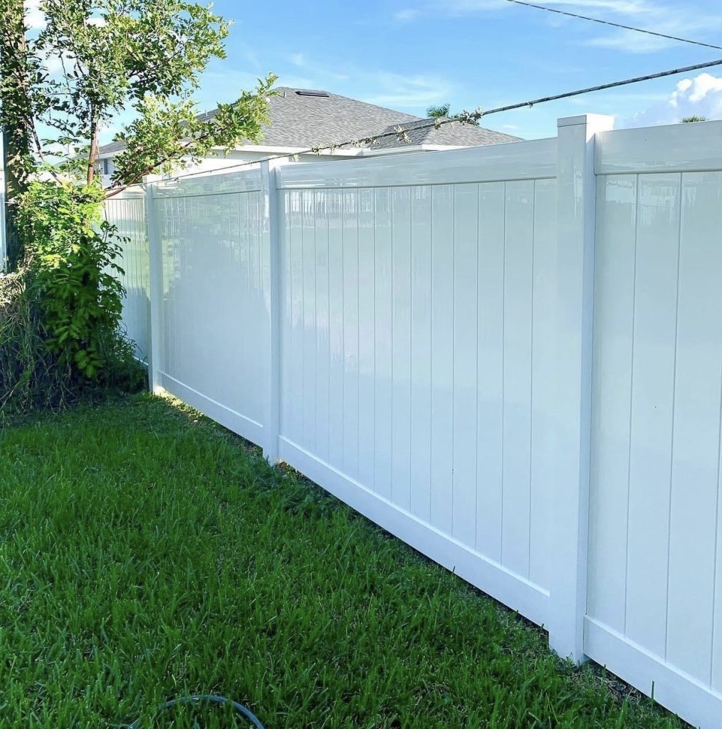 After Vinyl Fence Cleaning Orlando FL