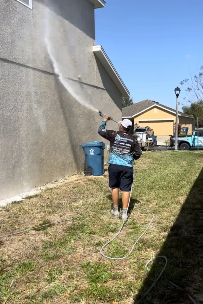House Washing Services in Davenport, FL: What Every Homeowner Should Know Before Booking a Wash Service 2 House Washing Services Davenport