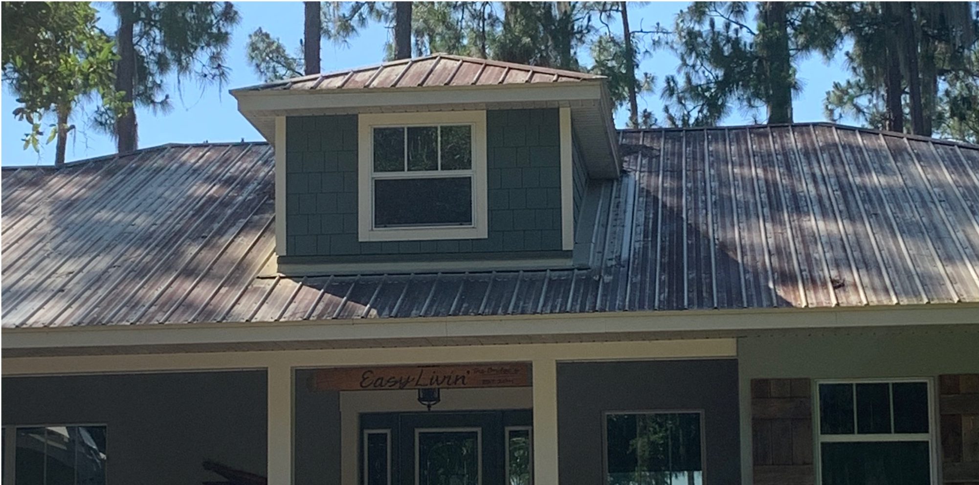 Metal Roof Cleaning Before After e1775252976645