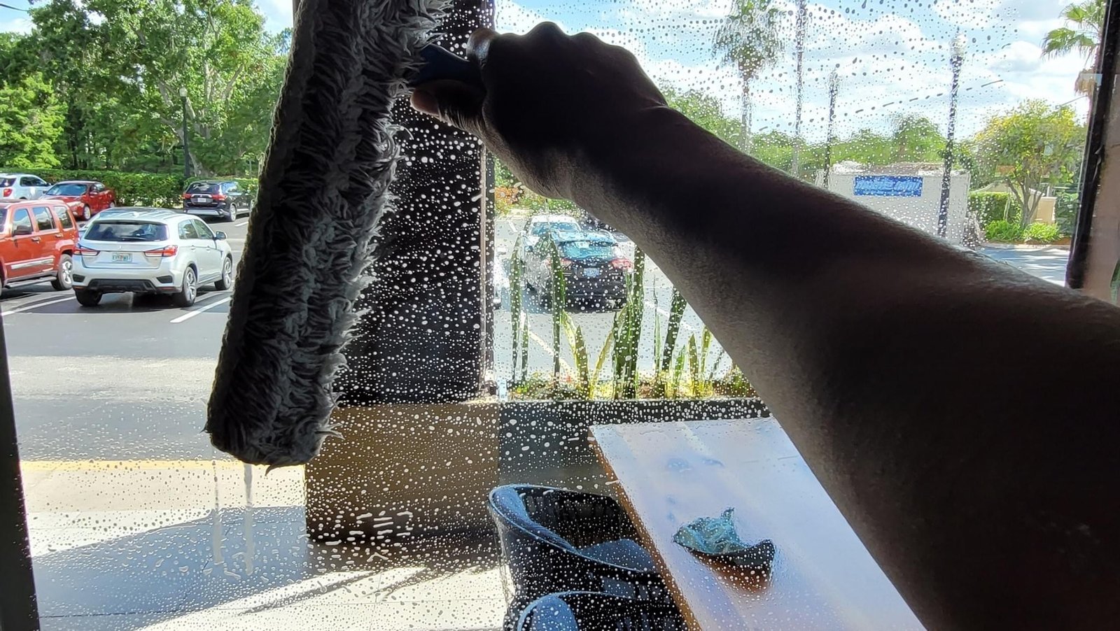 Window mob
