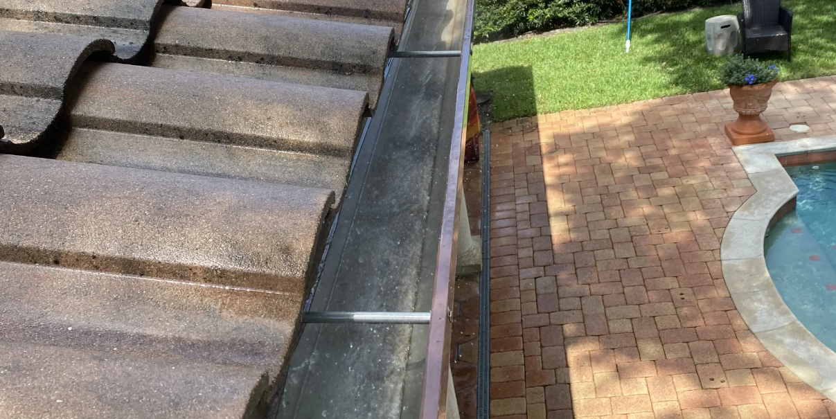 image 1207x605 1 1