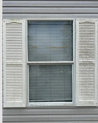 image 400x500 2 1