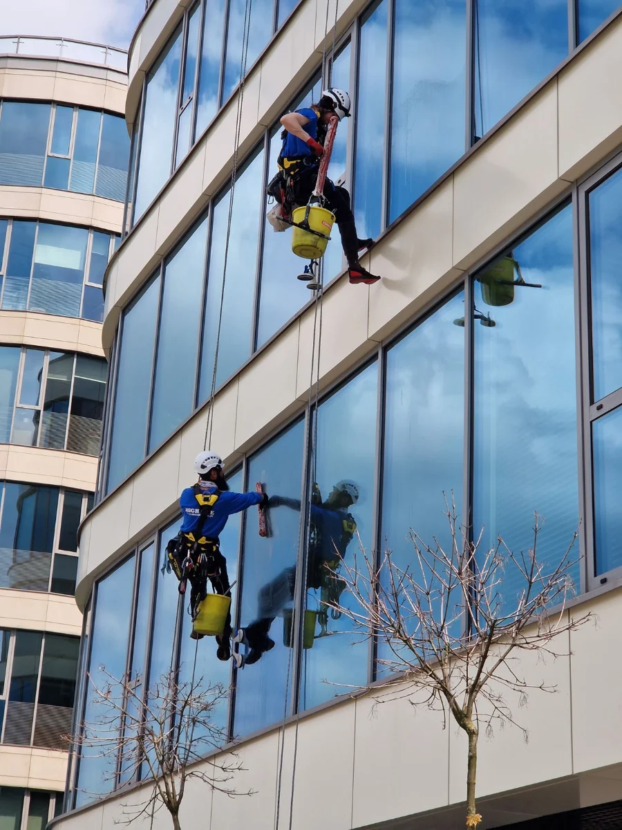 Exterior Commercial Window Cleaning